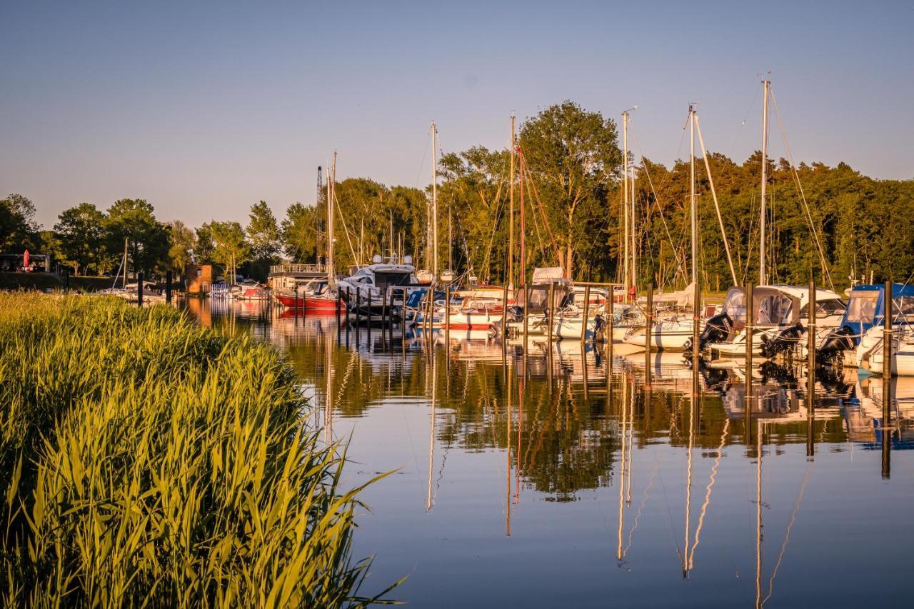 Marina Martinshafen Otel Sassnitz Dış mekan fotoğraf
