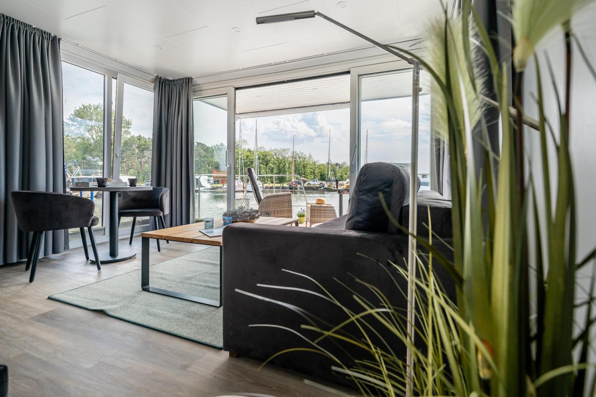 Marina Martinshafen Otel Sassnitz Dış mekan fotoğraf